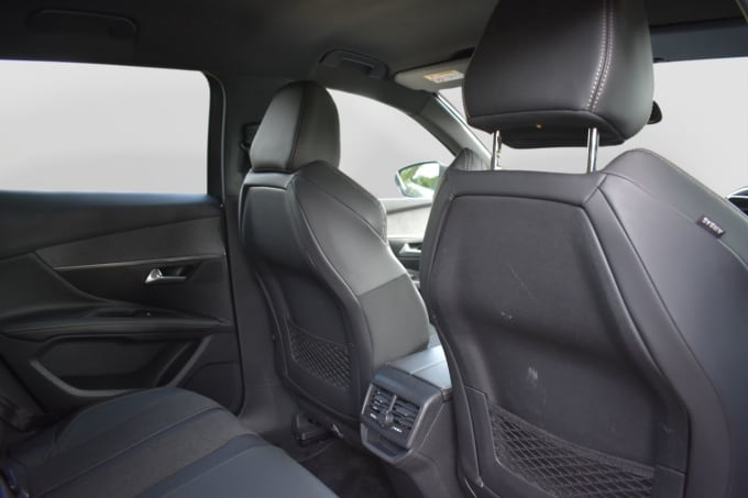 2025 Peugeot 3008