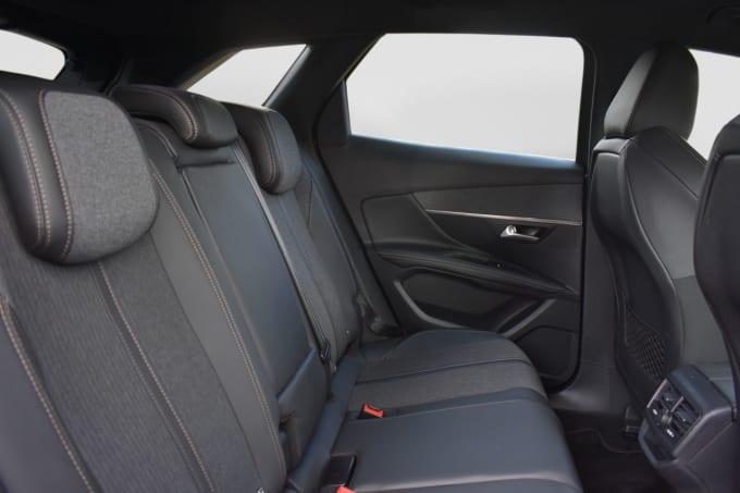 2025 Peugeot 3008