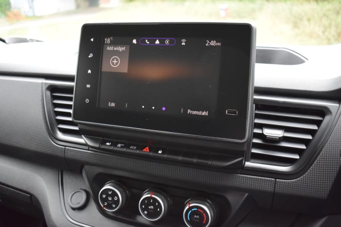 2025 Renault Trafic
