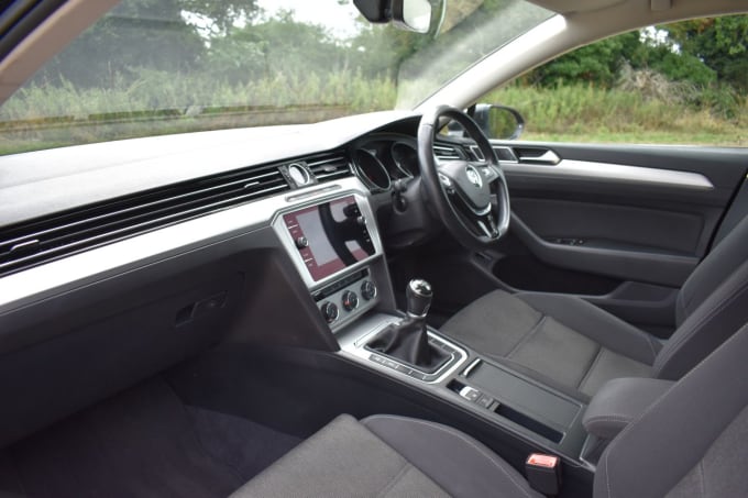 2025 Volkswagen Passat