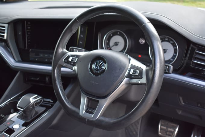 2025 Volkswagen Touareg