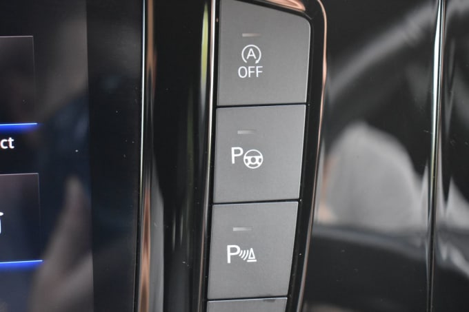 2025 Volkswagen Touareg