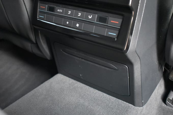 2025 Volkswagen Touareg
