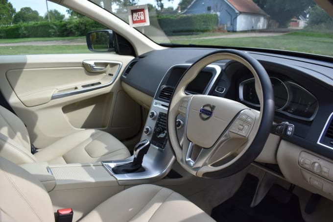 2025 Volvo Xc60
