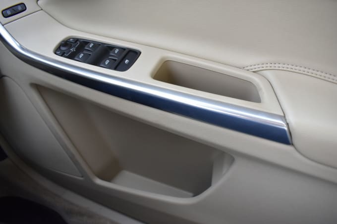2025 Volvo Xc60