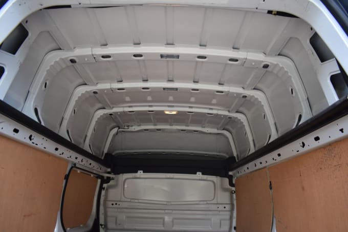 2025 Renault Trafic