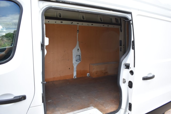 2025 Renault Trafic