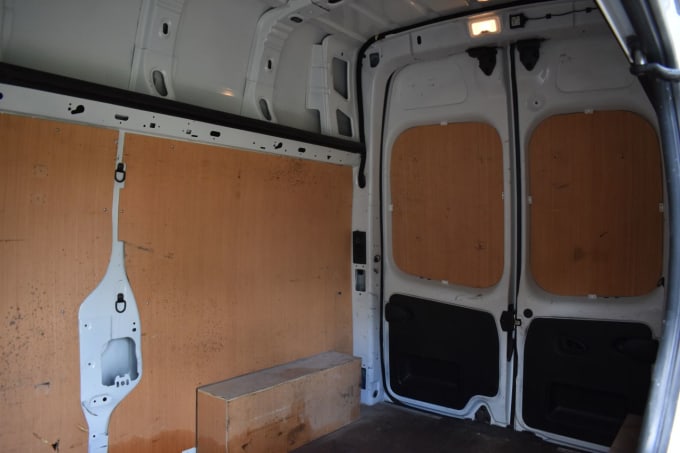 2025 Renault Trafic