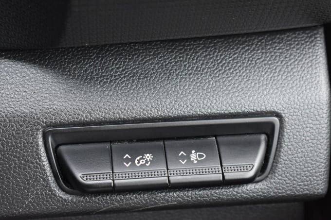2025 Renault Trafic