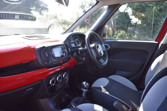 2025 Fiat 500l