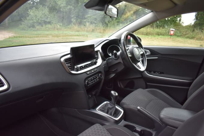 2025 Kia Ceed