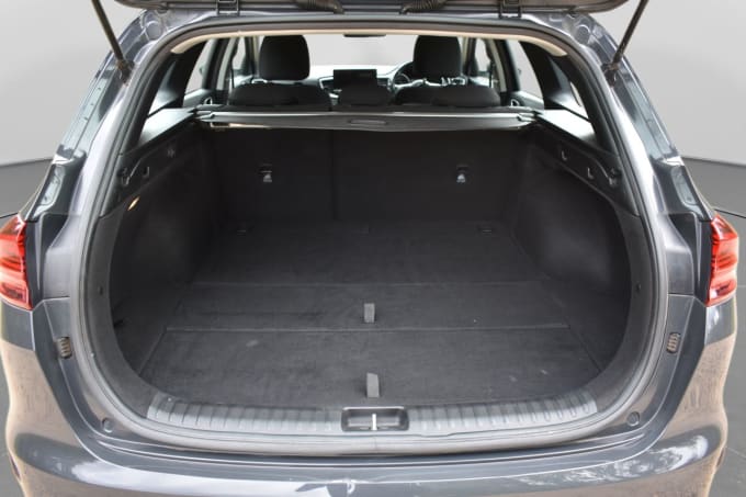 2025 Kia Ceed