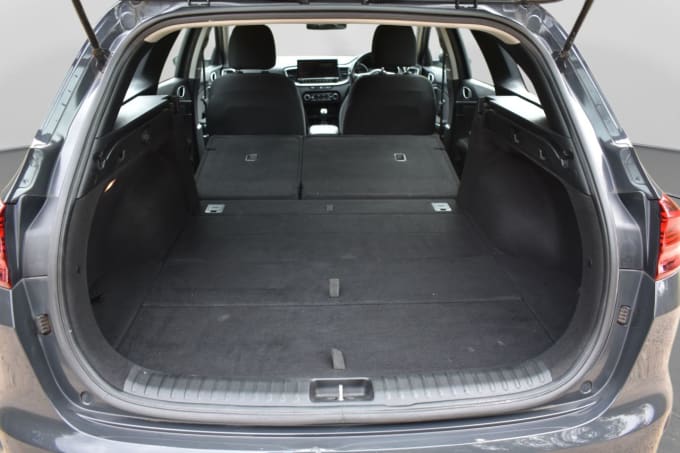 2025 Kia Ceed