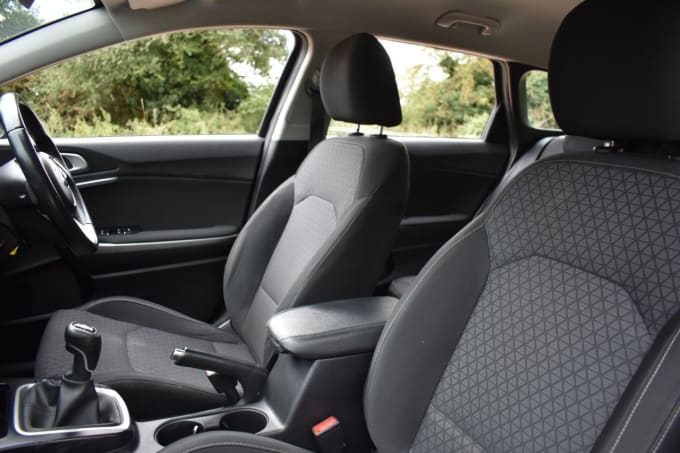 2025 Kia Ceed