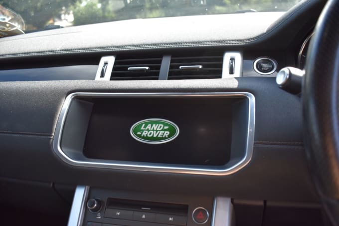 2025 Land Rover Range Rover Evoque