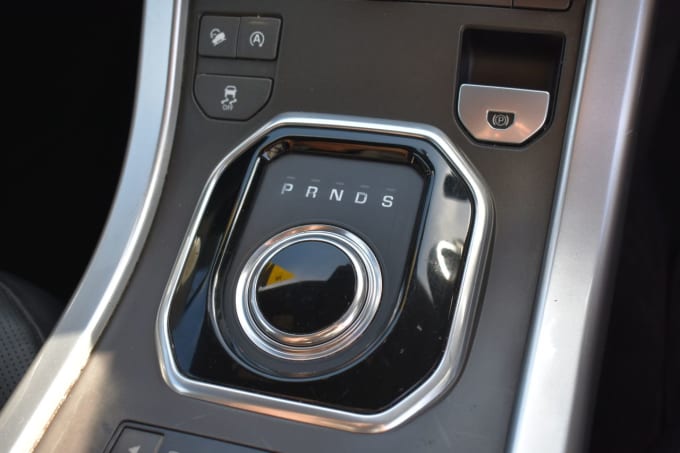 2025 Land Rover Range Rover Evoque