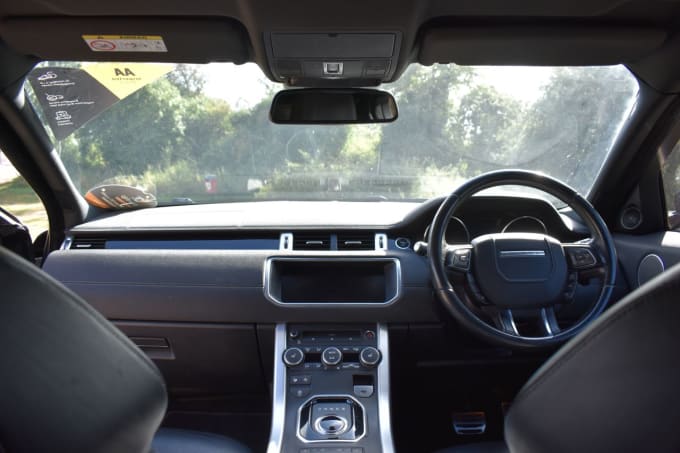 2025 Land Rover Range Rover Evoque