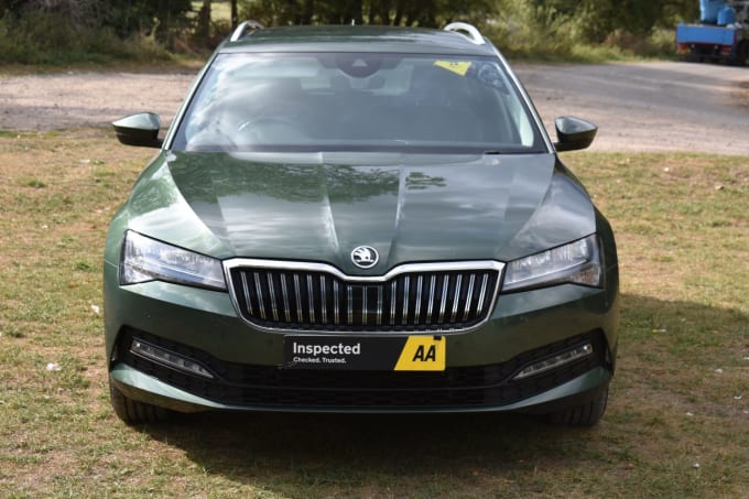 2025 Skoda Superb
