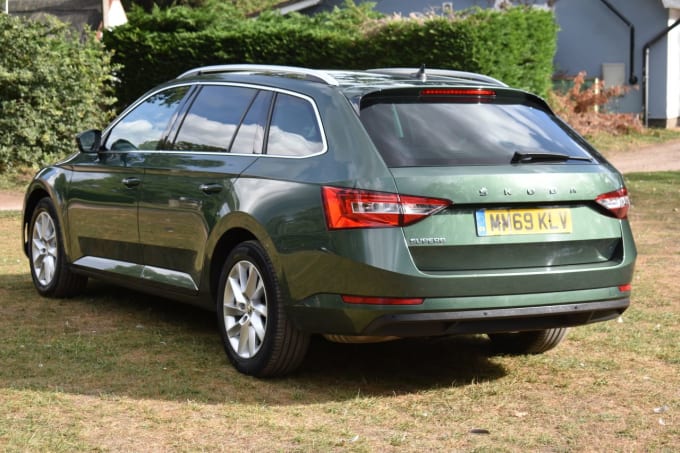 2025 Skoda Superb