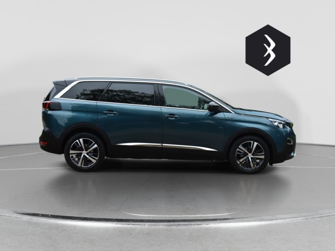 2025 Peugeot 5008