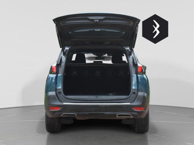 2025 Peugeot 5008