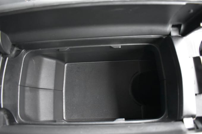 2025 Peugeot 5008