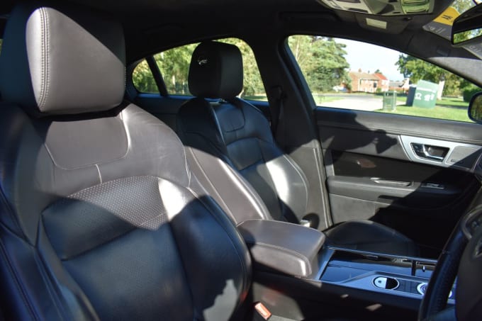 2025 Jaguar Xf