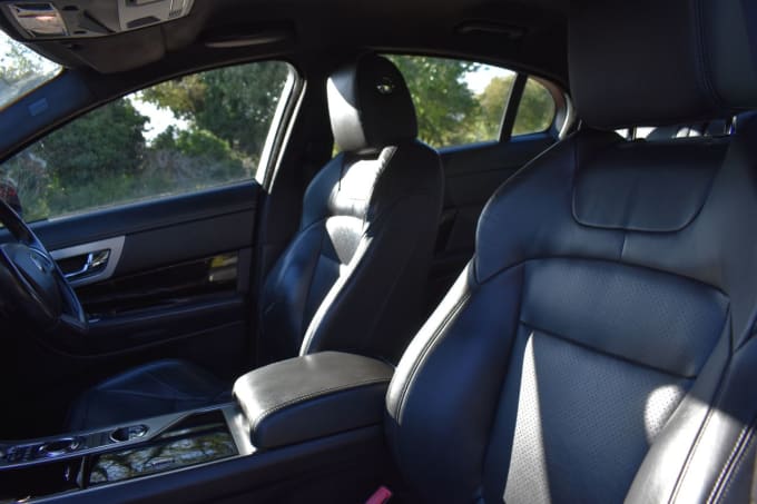 2025 Jaguar Xf