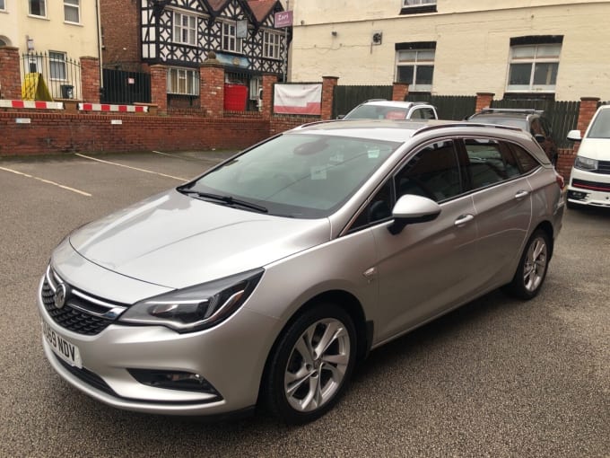 2019 Vauxhall Astra