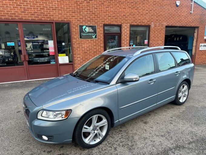 2025 Volvo V50