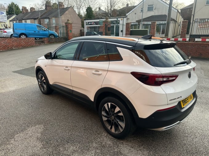 2025 Vauxhall Grandland X