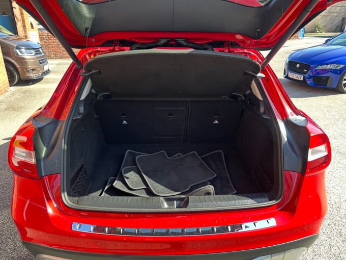 2025 Mercedes-benz Gla