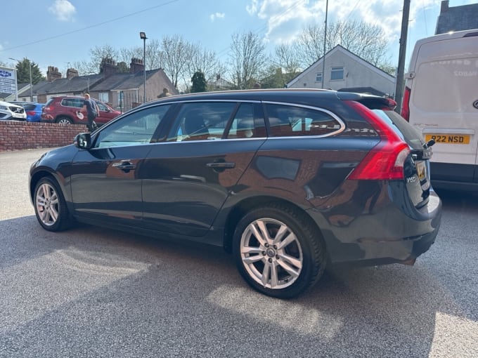 2025 Volvo V60