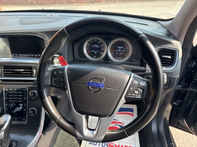 2025 Volvo V60