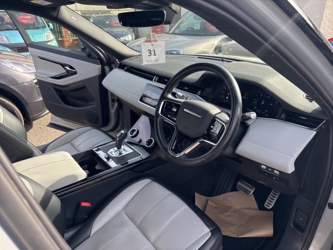 2025 Land Rover Range Rover Evoque