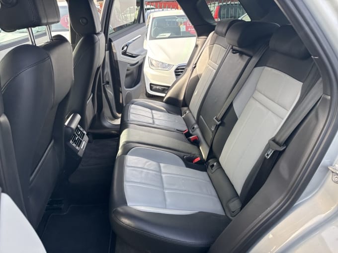 2025 Land Rover Range Rover Evoque