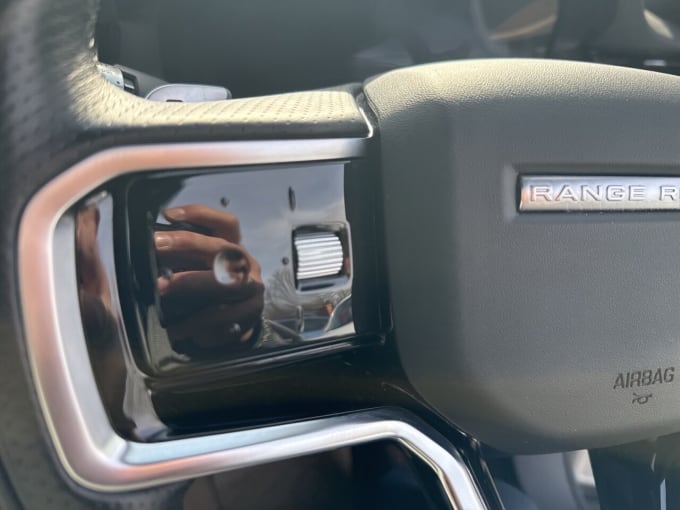 2025 Land Rover Range Rover Evoque