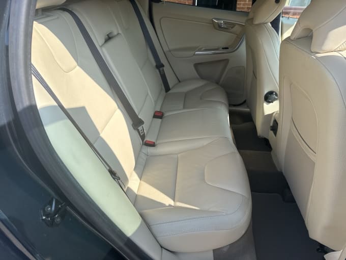 2025 Volvo Xc60