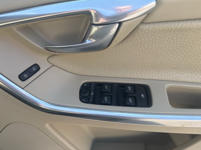 2025 Volvo Xc60