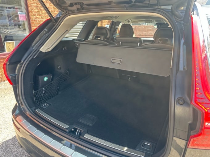 2025 Volvo Xc60
