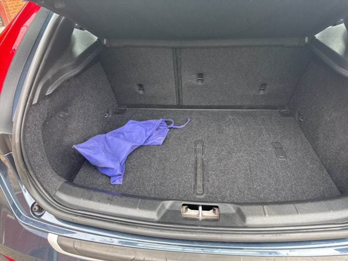2018 Volvo V40