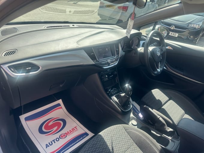 2025 Vauxhall Astra