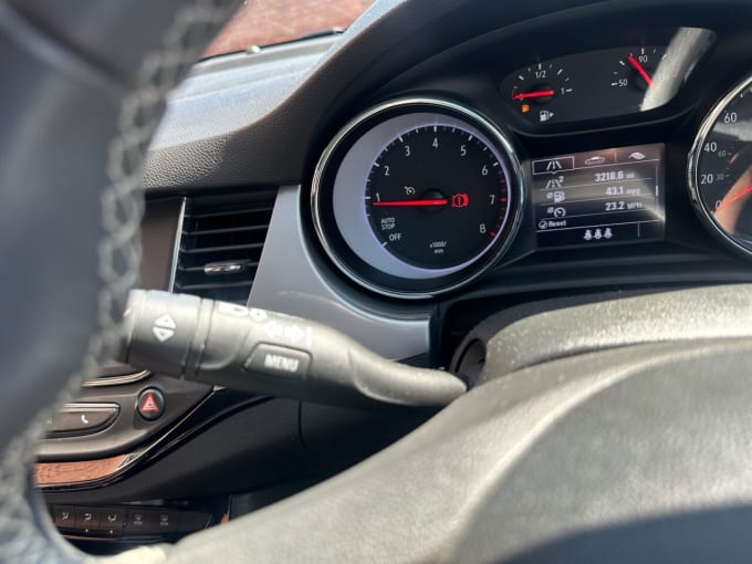 2025 Vauxhall Astra
