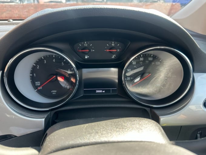2025 Vauxhall Astra