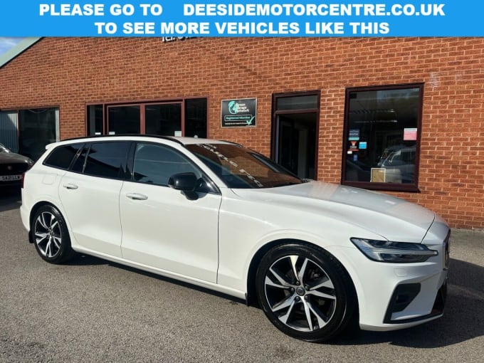 2025 Volvo V60