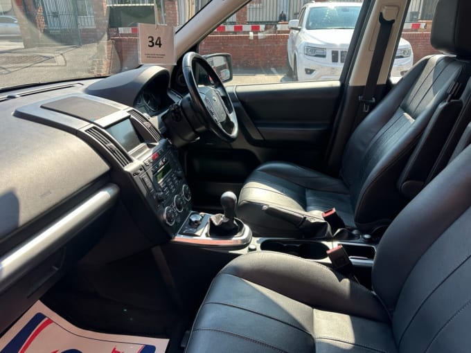 2025 Land Rover Freelander 2