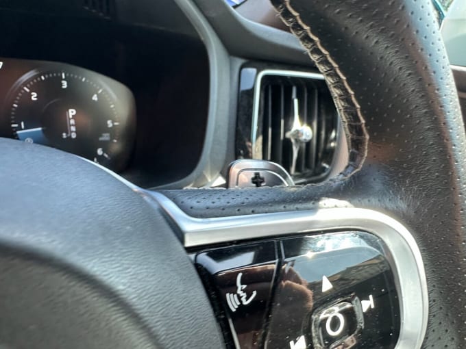 2025 Volvo Xc60