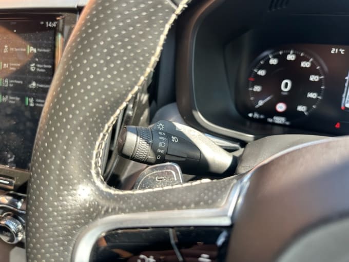 2025 Volvo Xc60