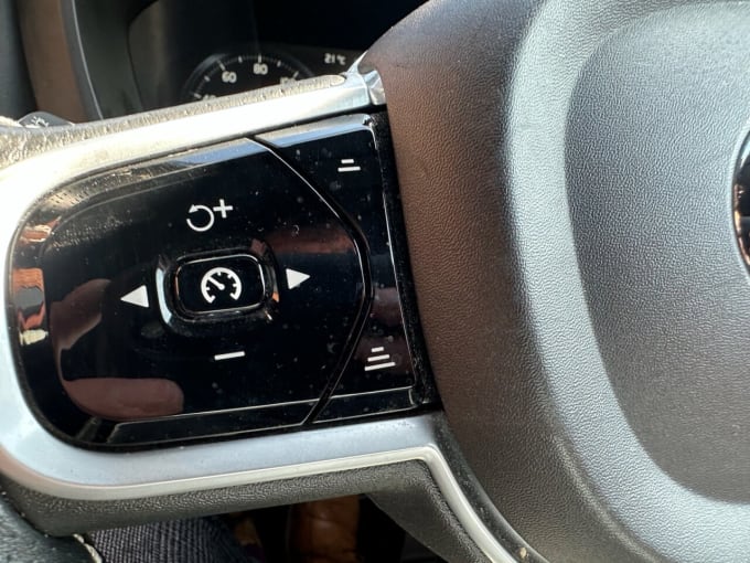 2025 Volvo Xc60