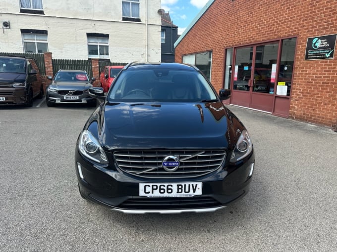 2025 Volvo Xc60